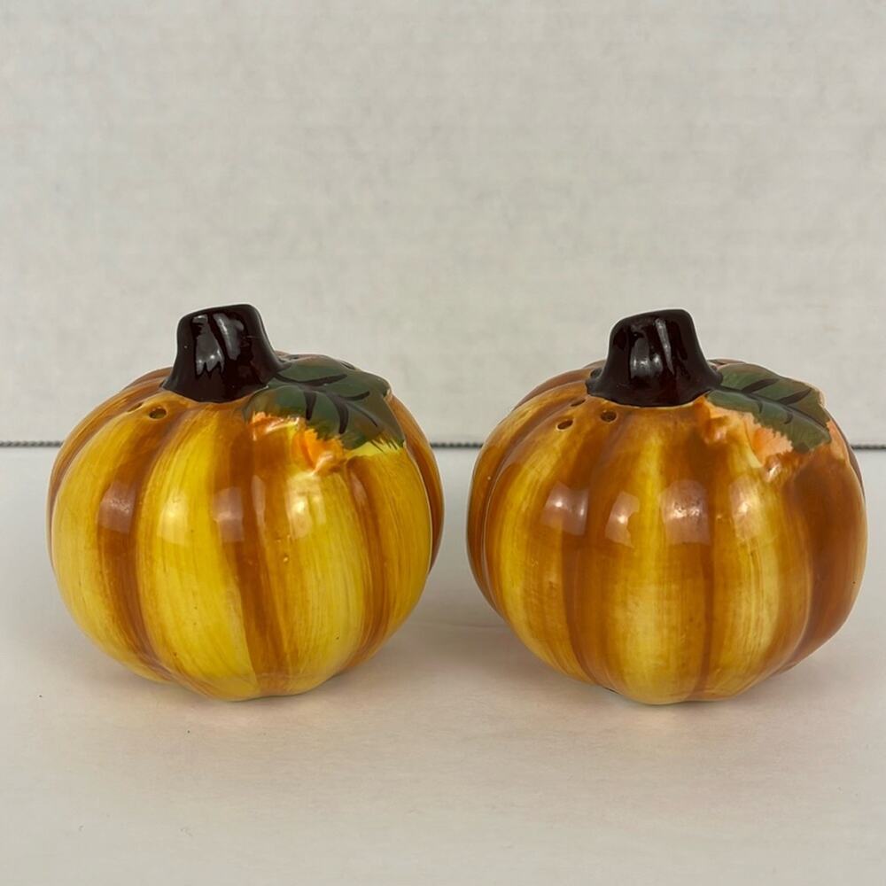 Pumpkin Salt Pepper Shakers Ceramic Rustic 2.5 x 3 inch